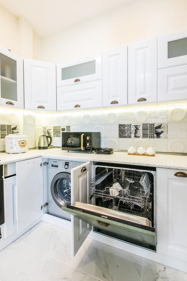 Sweet Home 6 Vip Rustaveli Avenue Тбилиси Екстериор снимка