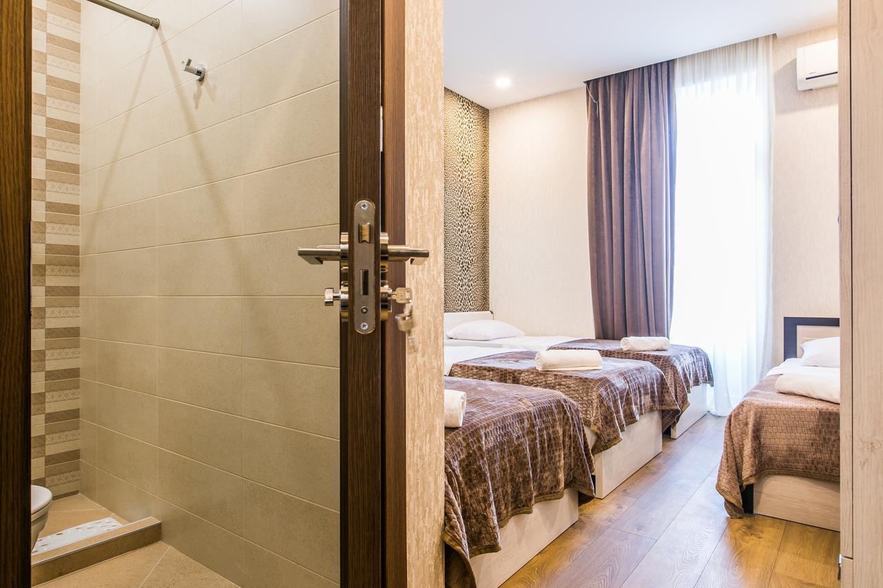 Sweet Home 6 Vip Rustaveli Avenue Тбилиси Екстериор снимка